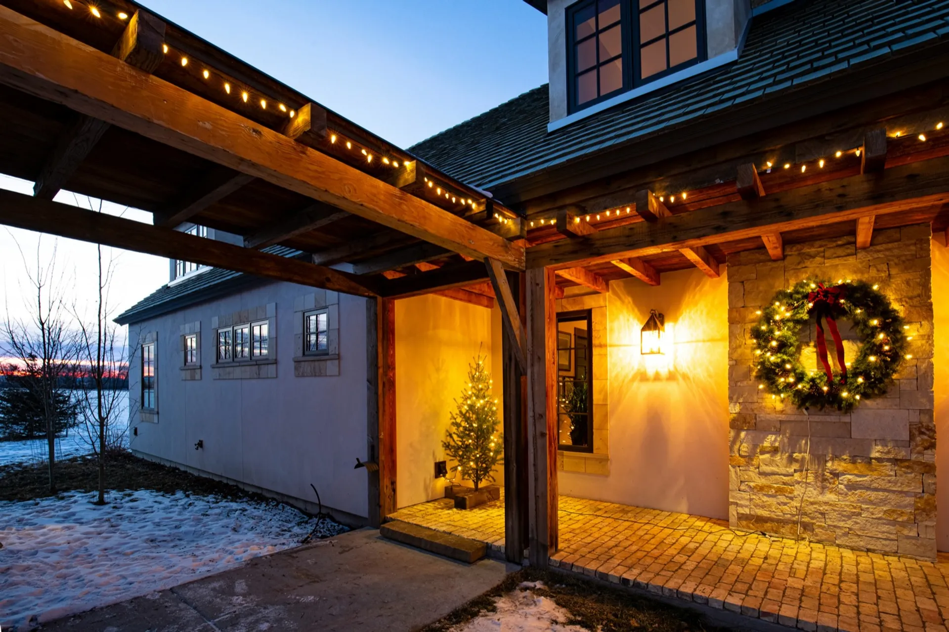 Vianočná výzdoba: Krásny interiér aj exteriér s AUMAS