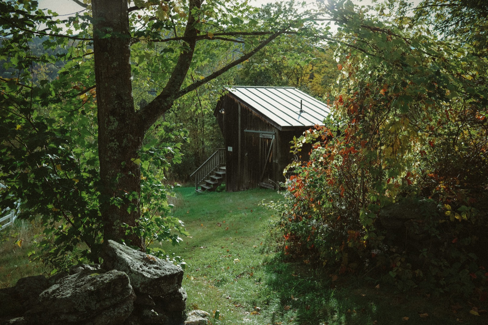 Záhradný Domček: Stavba vs. Kúpa - Kompletný Sprievodca [2026]
